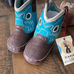 Ariat baby boots NWT